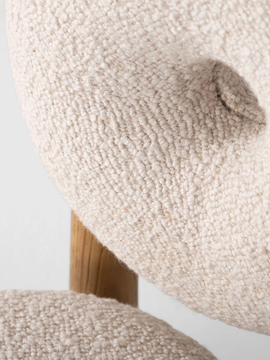 Donut Backrest Lounge Chair – Minimalist Bouclé Accent Seating with Solid Wood Legs