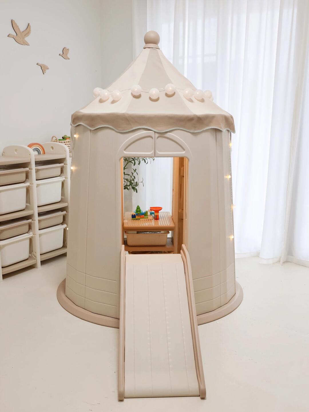 Kids’ Indoor Playhouse Tent with Slide – Princess Castle-Themed Play Structure with Lights