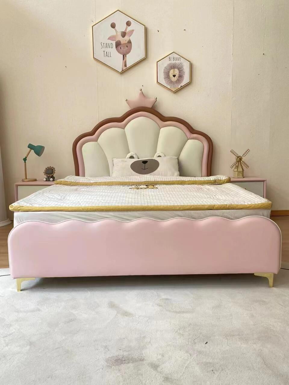 Princess-Themed Pink Crown Bed – Elegant & Cozy Kids’ Bedroom Furniture
