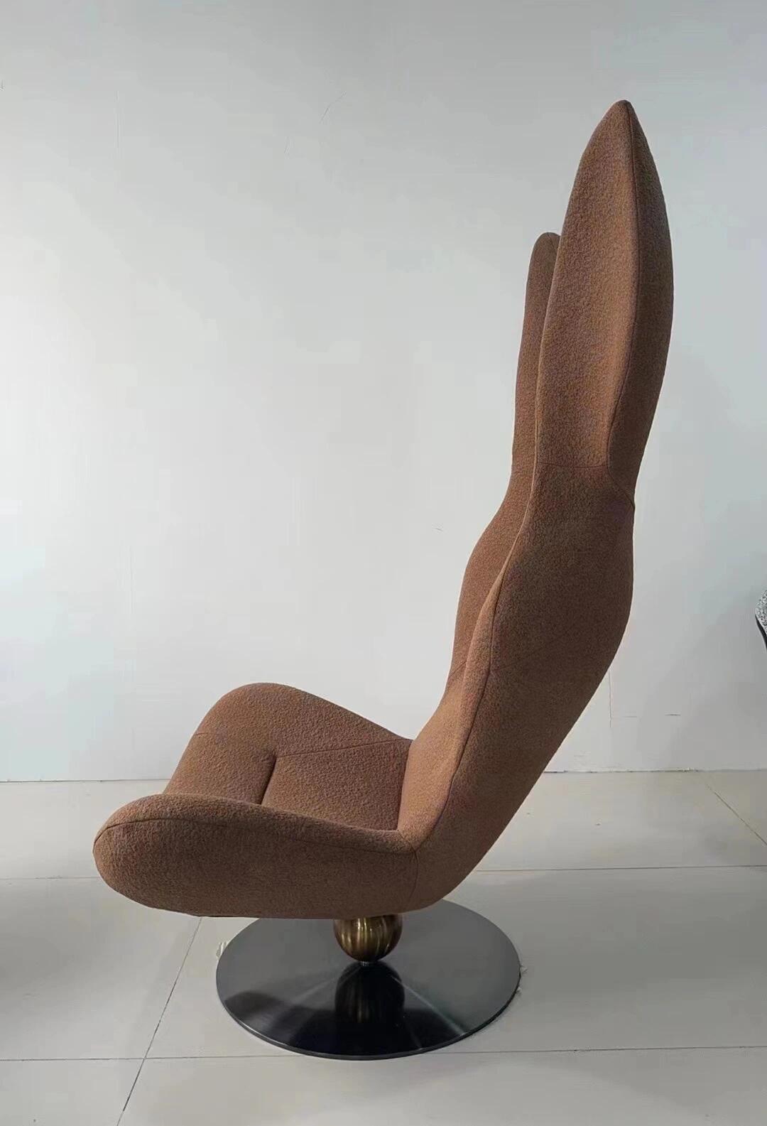 Bunny Ears Accent Lounge Chair – Modern Sculptural Swivel Seat with Whimsical Backrest (Character Furniture / Art Chair)