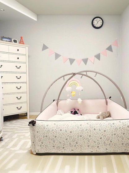 Baby Soft Playpen with Padded Mat & Hanging Toys – Floral-Print Infant Play Yard with Rainbow Mobile