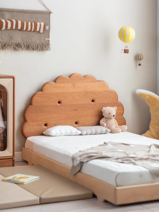 Cloud-Inspired Wooden Bed – Cozy & Stylish Low-Profile Kids’ Bed